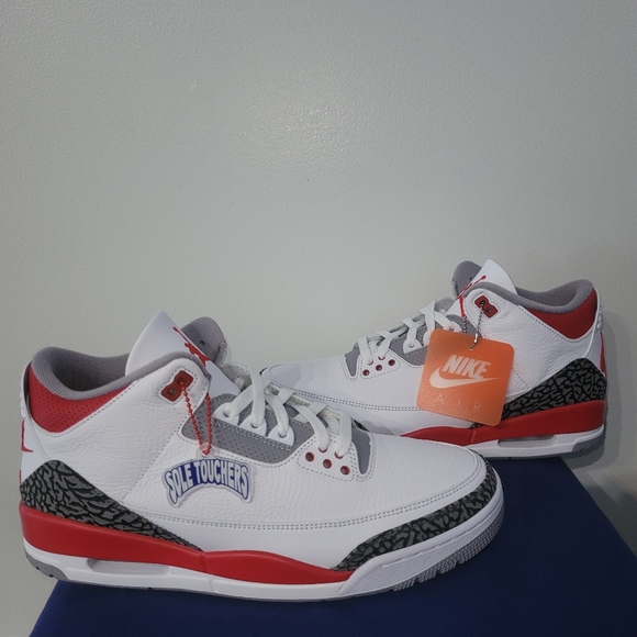 Jordan 3 Retro Fire Red - Picture 4 of 8